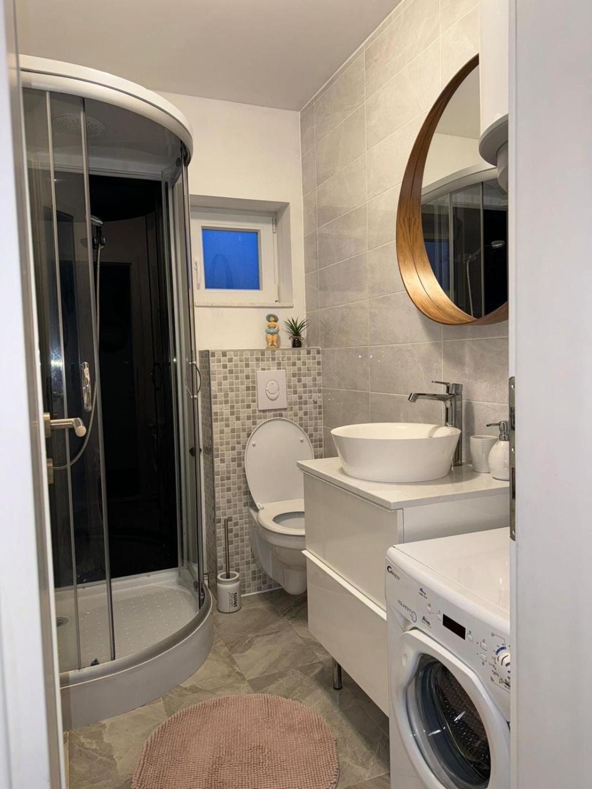 Apartman Dukic Okrug Gornji Kültér fotó